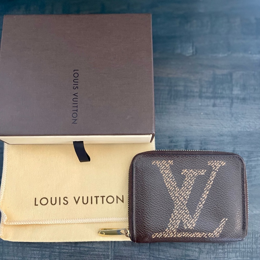 Louis Vuitton Zippy Coin Pouch